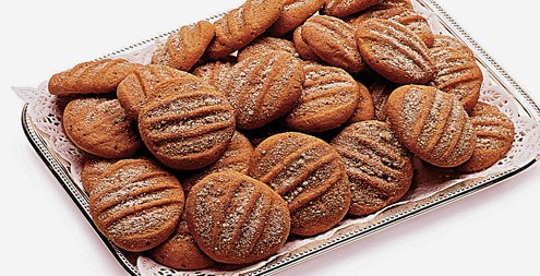 Biscoitos Amanteigados de Café e Canela.